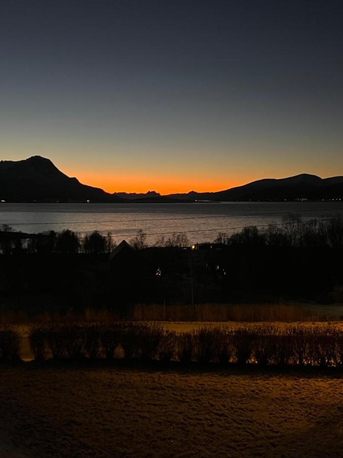 Liten Kjellerleilighet. Landlig Rolig Omrade. Tromsø